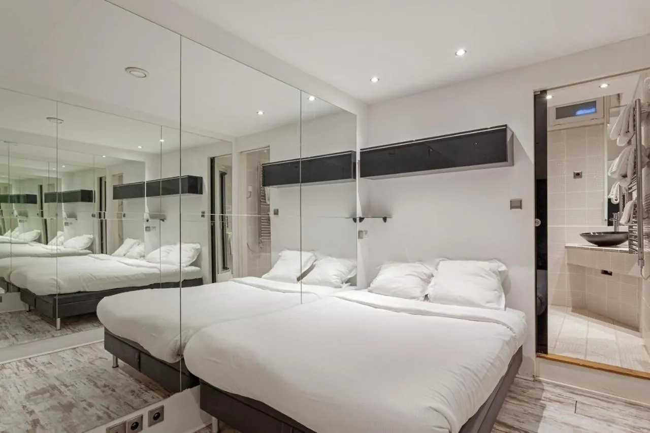 Bright 2 Bedroom Apartment In 파리 프랑스